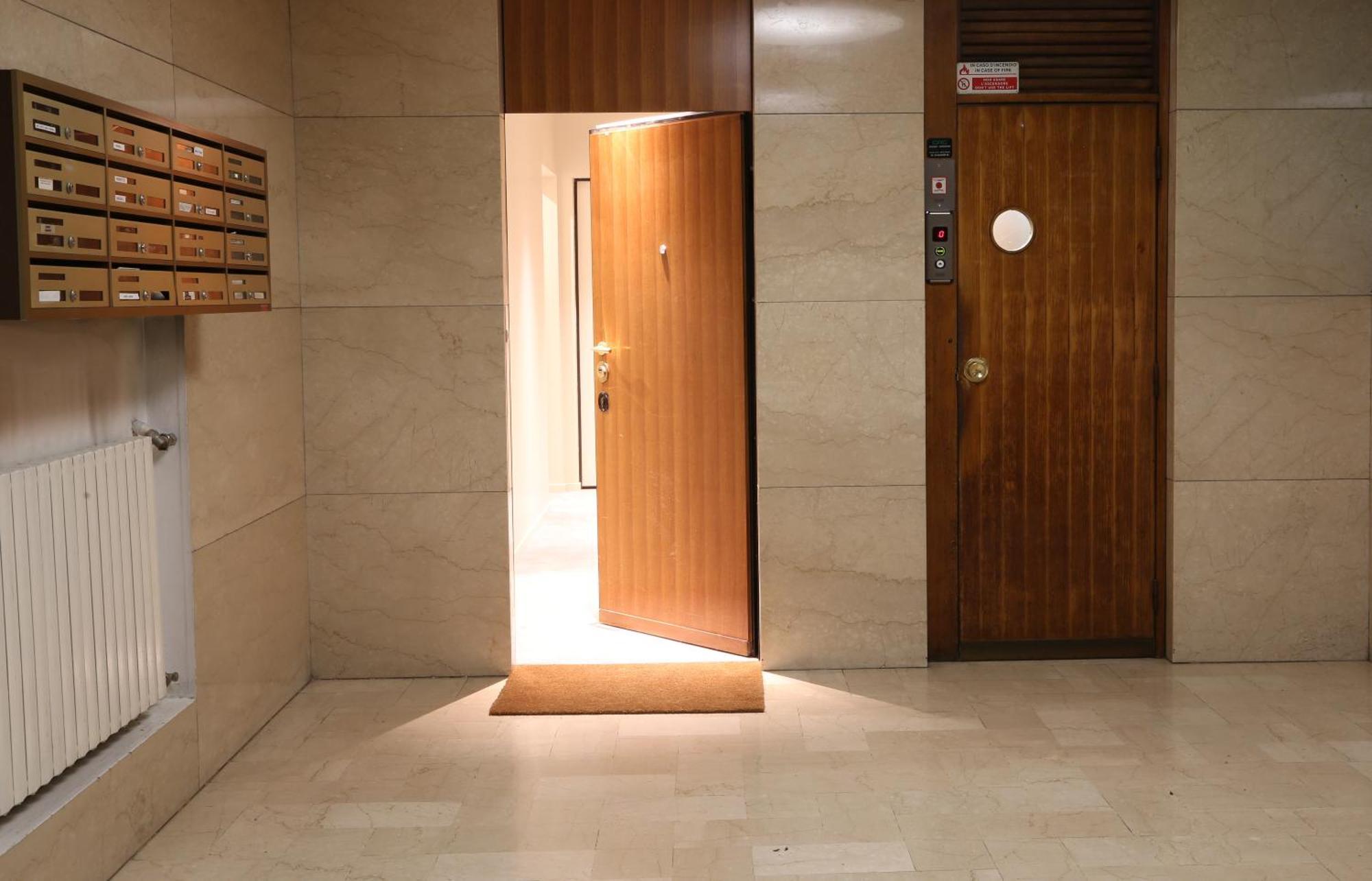 Meyland Suites Centro Милано Екстериор снимка