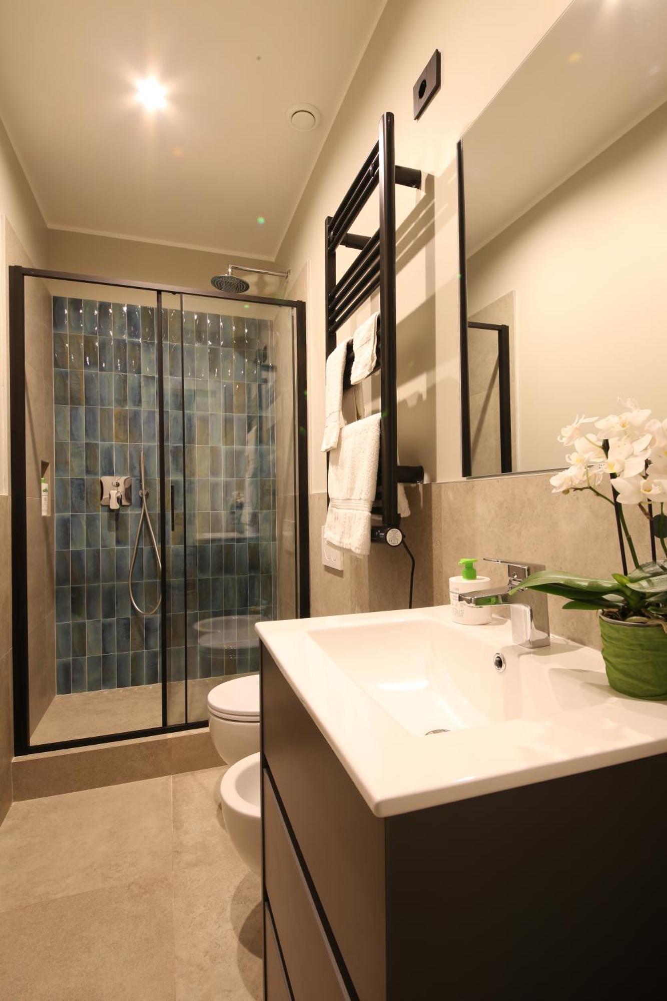 Meyland Suites Centro Милано Екстериор снимка