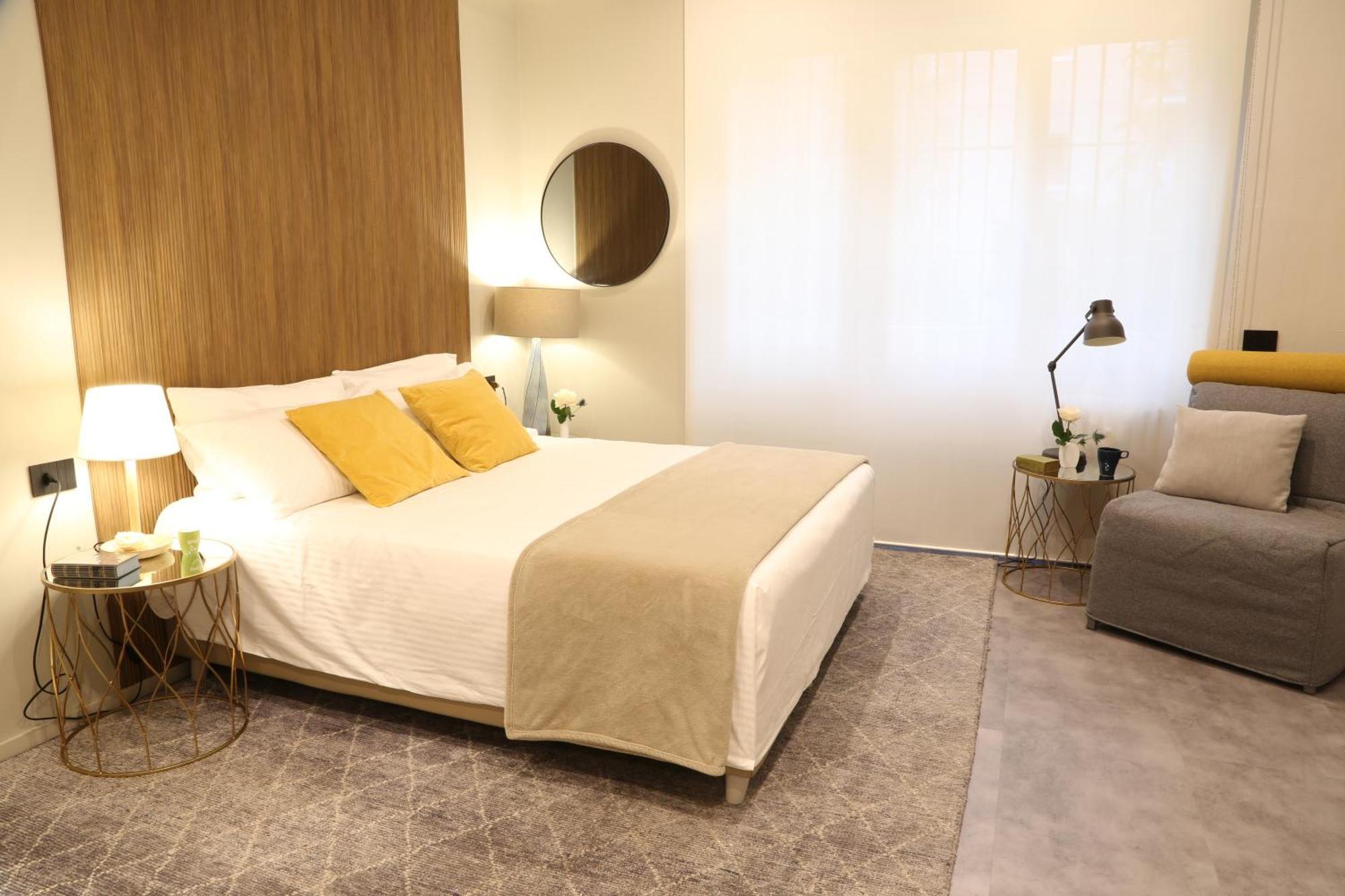 Meyland Suites Centro Милано Екстериор снимка