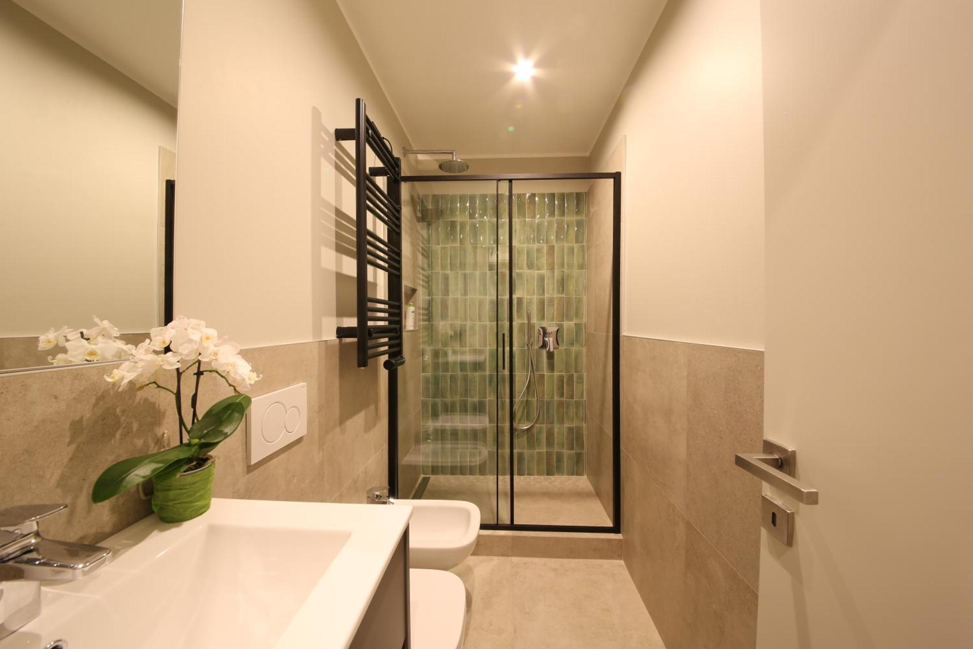 Meyland Suites Centro Милано Екстериор снимка